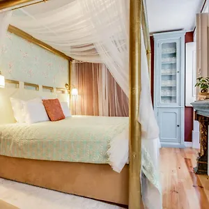 https://luxa-charm-house-by-sintra.hotels-lisbon-portugal.com
